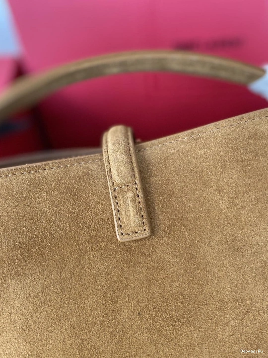  37 LE SMALL BAG-17*20*13CM YSL 0825